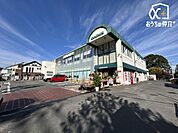 紀ノ国屋吉祥寺店 徒歩8分。 580m