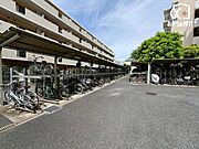 屋根のある駐輪場