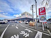 東久留米卸売市場協同組合 徒歩11分。市場ならではの新鮮なおいしい食材をぜひお手頃価格で味わってください。 飲食店もございます！ 830m