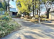 熊野公園 徒歩6分。トイレ・ベンチ・テーブルベンチ・四阿・遊具（ブランコ・すべり台・雲梯・クライム遊具・砂場）・水飲場 480m