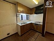 ～Kitchen～毎日使うキッチンだからこそ、食事の準備を楽しい時間に、忙しい時でもスムーズに無駄なく作業できる、お手入れも簡単にできるなど、毎日を楽しくするキッチンスペースに仕上げました。