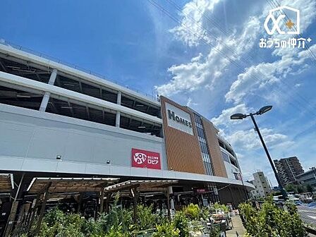 徒歩23分。島忠ホームズ所沢店 1790m