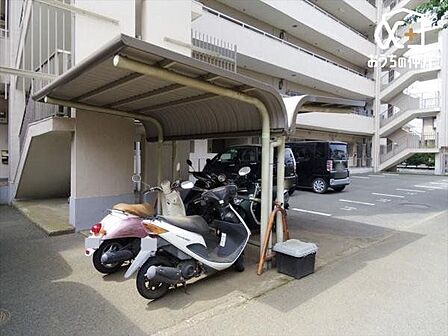 バイク置き場