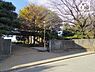 周辺：入間市立上藤沢中学校 徒歩14分。【上藤沢中学校】車椅子対応の入り口 1080m