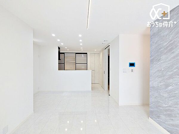 リビング/ダイニングを拡大表示