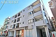 周辺には商業施設が充実