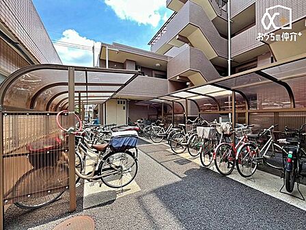 担当スタッフが、お客様の物件選びをしっかりサポートいたします。ご不安な点をおお話しくださいね!