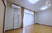 ※こちらお写真は、実際のお部屋を【AI加工】による《家具消し》を施したものになります。■イメージ画像のため、実際のお部屋とは異なる部分がございます。