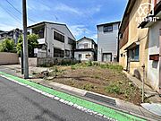東武東上線「柳瀬川」駅まで徒歩25分。志木駅東口行きバス「富士見クリニック」停留所まで徒歩2分。土地面積は32.47坪。建築条件なしの売地！