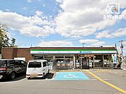ファミリーマート新座片山一丁目店 徒歩4分。 310m