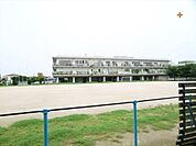朝霞第四小学校 徒歩23分。 1800m