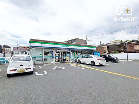 ファミリーマート新座東北一丁目店 徒歩4分。営業時間:24時間 駐車場:有 280m