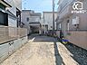 その他：抜けるような青空を背景に、太陽の恩恵を存分に受ける。伸びやかで開放的な眺望と、たっぷりと降り注ぐ陽光に、ここに住まう贅沢をきっと実感して頂けます。
