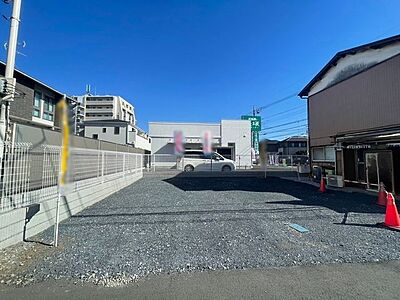 外観：JR武蔵野線「東所沢」駅まで徒歩20分。陽当たり良好です。徒歩圏内にスーパー、ドラッグストア、小学校等揃い住環境良好！