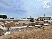車通りが少なく、静かで落ち着いた環境が魅力です。穏やかな暮らしを求める方に、おすすめしたい立地です。