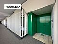 共用廊下は屋根...