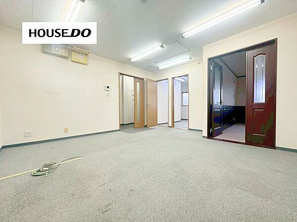 洋室を拡大表示