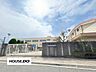 周辺：穂積小学校1981年創立の学校で、JR茨木駅に近い住宅地に位置し、地域と連携した教育活動に取り組んでいます。 550m