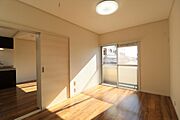 ※他号室の写真です
