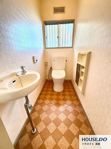 トイレを拡大表示