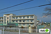 中学校「富士市立吉原第一中学校まで2199m」