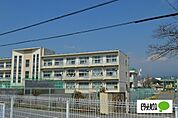 中学校「富士市立吉原第一中学校まで1205m」