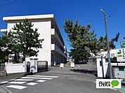 小学校「富士市立元吉原小学校まで939m」
