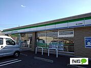 コンビニ「ファミリーマート富士松岡店まで464m」