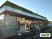 コンビニ「ファミリーマート富士天間高屋店まで301m」