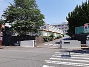 中学校「富士市立岳陽中学校まで2345m」