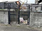 ゴミ捨て場