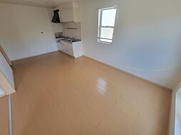 JR赤穂線 西相生駅 徒歩4分の賃貸アパート 2階2LDKのリビング/ダイニング