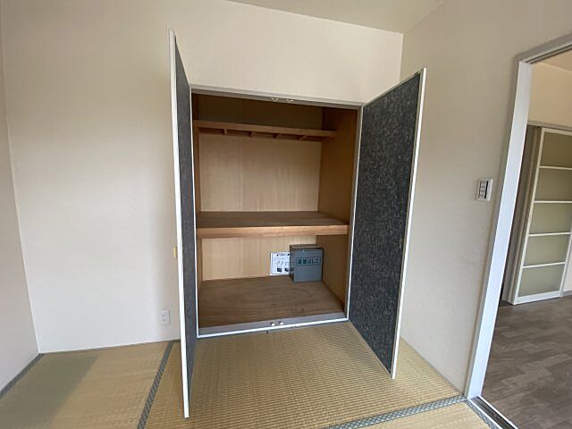 収納