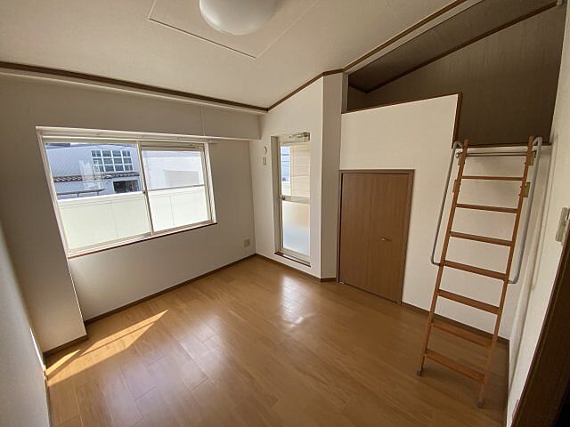 寝室