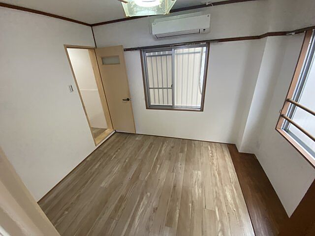寝室