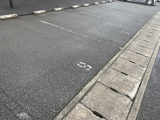 5 / 7