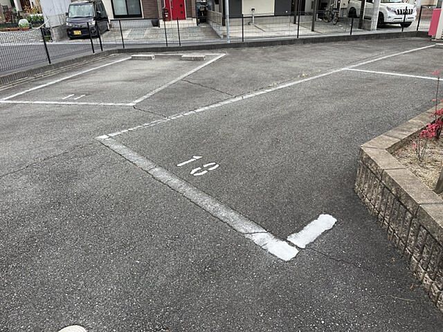 5 / 11