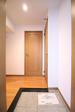 玄関 プレジャーガーデン横浜関内 4階/-