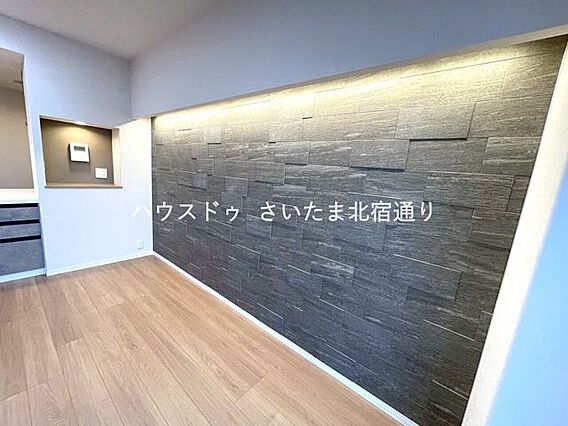 【Living...