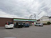 ファミリーマート さいたま神田店 2200m