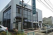 伊予銀行高岡支店 750m