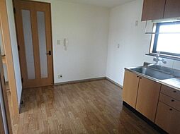 サン・コートM 3階2DKのリビング/ダイニング