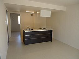 フィロス 1階1LDKのリビング/ダイニング