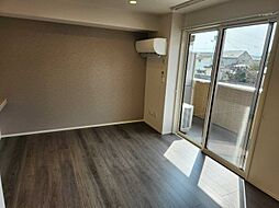 フォレスト和泉　A棟 2階1LDKのリビング/ダイニング