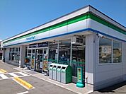 ファミリーマート見奈良店 400m