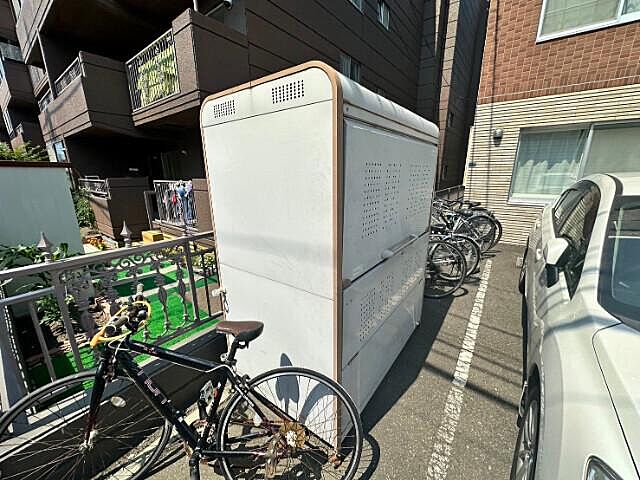 その他