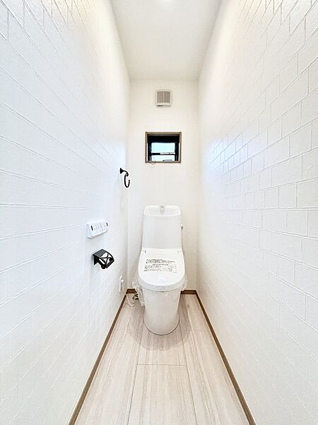 トイレを拡大表示