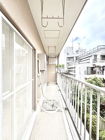 内装「無料オンライン相談」受付中!心地よい風を感じながらお洗濯物が干せそうです