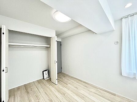 内装「無料オンライン相談」受付中！収納が充実しているので居住スペースを広々使えます  