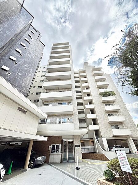 外観「無料オンライン相談」受付中!ゆとりが笑顔を生む心地よい生活